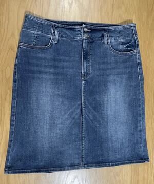 NYDJ High Rise Lift Tuck Tech Skirt Rockie Denim Skirt - Women’s Size 16